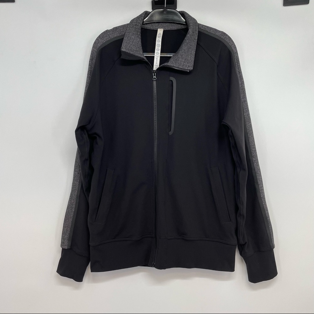 Lululemon Size L Mens Kung Fu Track Jacket II Black Herringbone Stripe